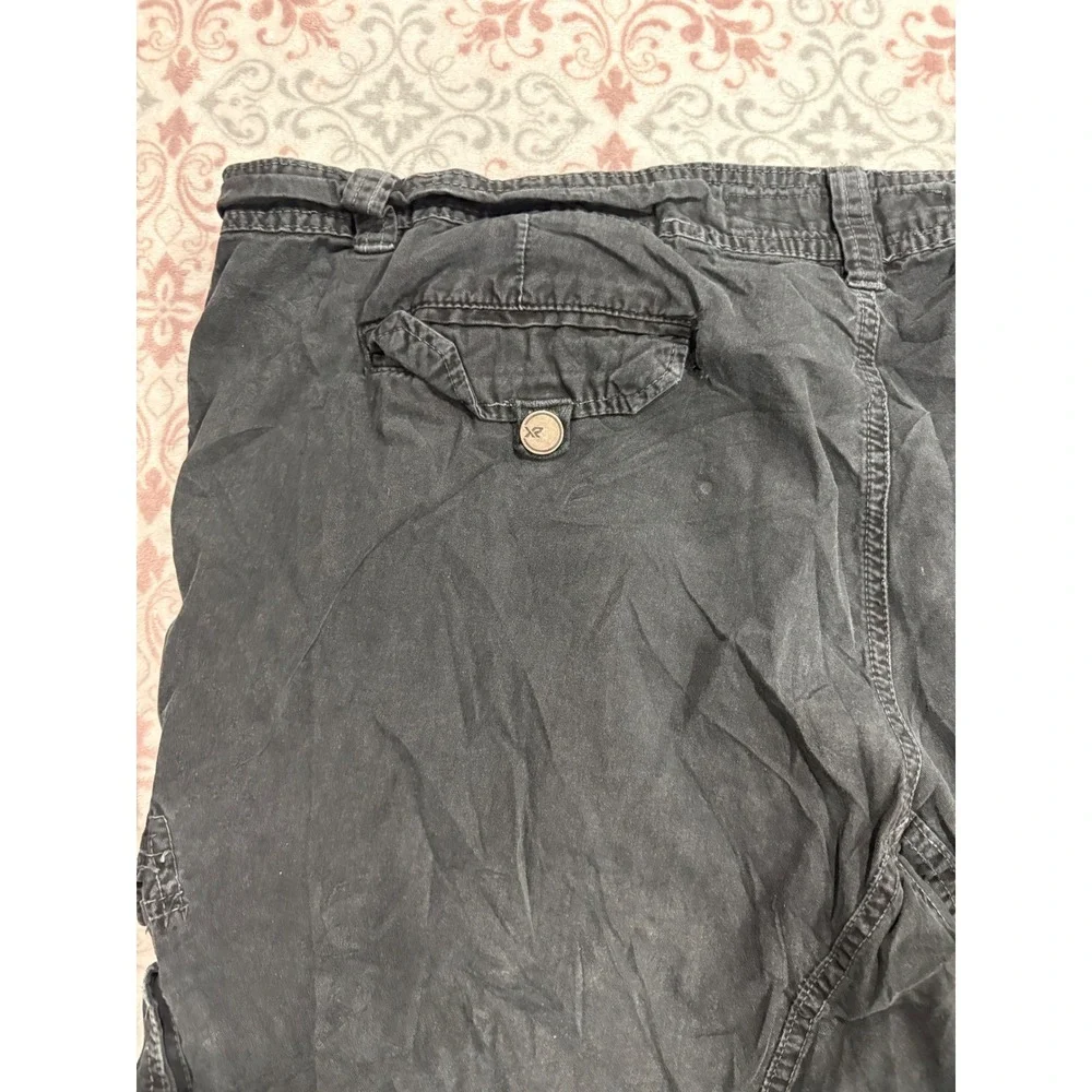 YXR Jeans Mens Cargo Shorts Faded Black 100 Cotton Relaxed Fit Size 42 Utility - Picture 9 of 10